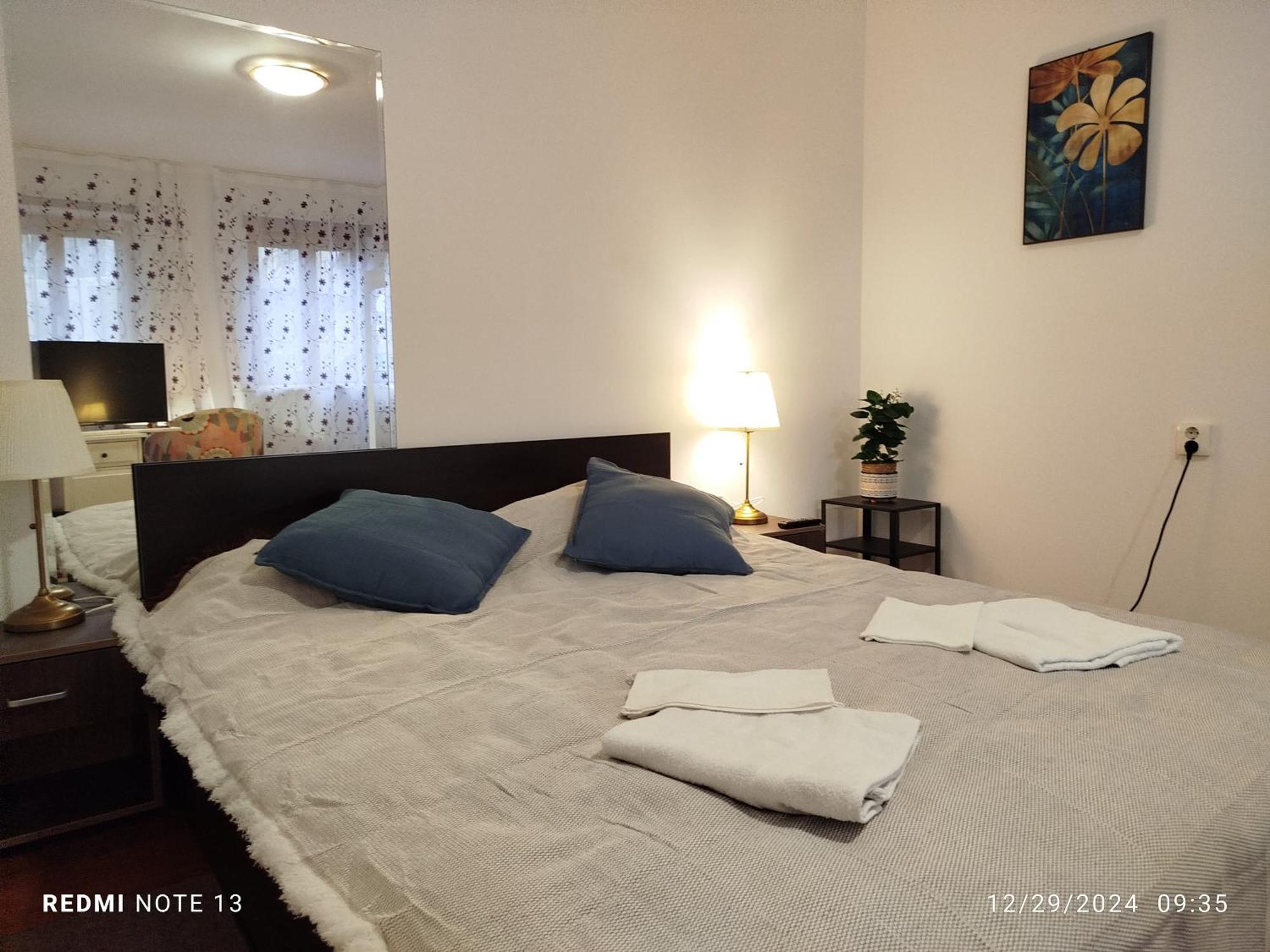Central Victoriei Guesthouse Bucharest Exterior photo
